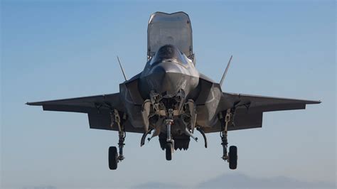 JASDF F-35B and U.S. Marine Corps F-35B conducting joint exercise near Okinawa