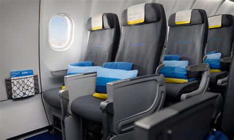 JetBlue Airbus A321 economy class legroom seat pitch