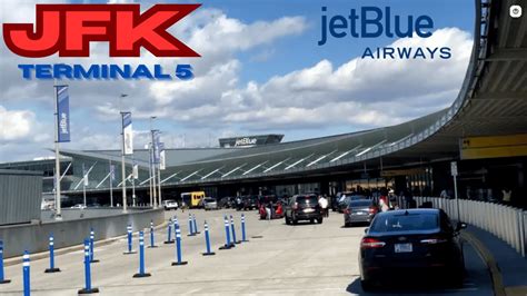jetblue airbus a321 preparing for departure from JFK terminal