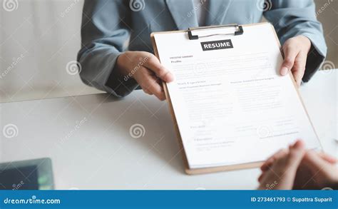 job applicant submitting resume at atlanta airport employment center