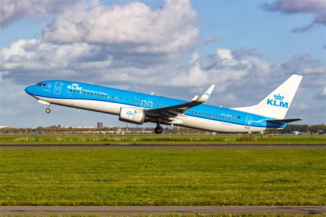 KLM aircraft lined up at Amsterdam Schiphol during delay disruption