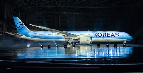 korean air boeing 747-8i at seoul incheon airport passenger apron