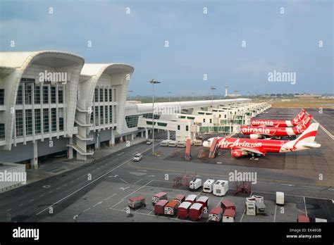 Kuala Lumpur International Airport KLIA terminal AirAsia aircraft Southeast Asia hub