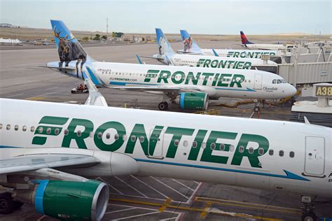 Las Vegas airport Frontier taxiing