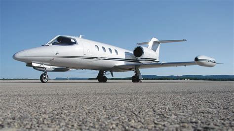 Learjet 60
