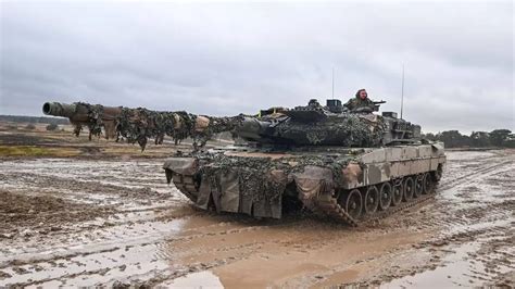 Leopard 1 MBTs being transported under Swiss export compliance guidelines