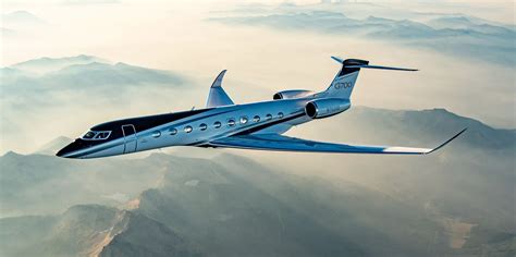 lineup of private jets from major leasing providers including NetJets and Flexjet