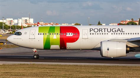 Lisbon Airport TAP Air Portugal widebody operations