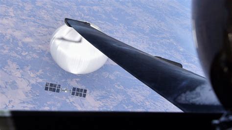 Lithuanian air defense radar tracking unidentified balloon