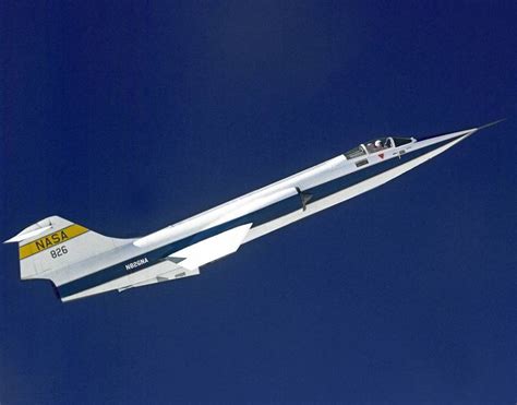 lockheed f-104 starfighter with narrow wings at airshow ramp