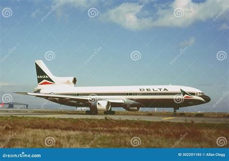 Lockheed L-1011 TriStar widebody trijet passenger aircraft