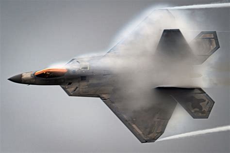 Lockheed Martin F-22 Raptor stealth fighter supercruise thrust vectoring United States Air Force