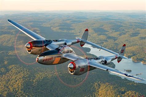 lockheed p-38 lightning twin boom design