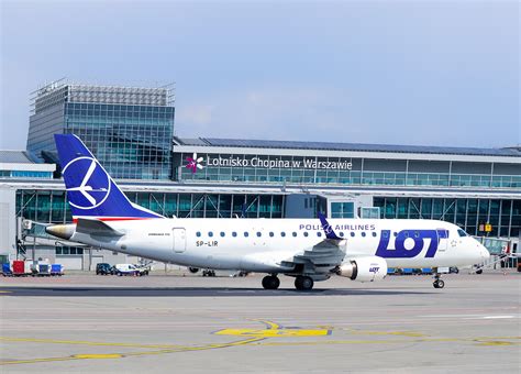 LOT passenger support desk at Warsaw Chopin Airport during flight delay