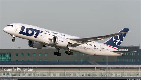 LOT Polish Airlines Boeing 787-8 Departing Newark Bound for Kraków