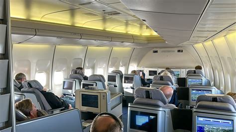 Lufthansa 747-400 cockpit during long-haul cruise segment over the Indian Ocean