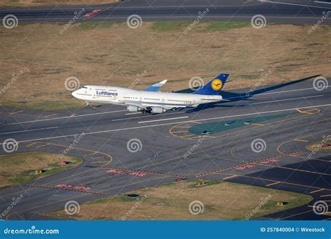 Lufthansa 747-400 lifting off from Boston Logan runway