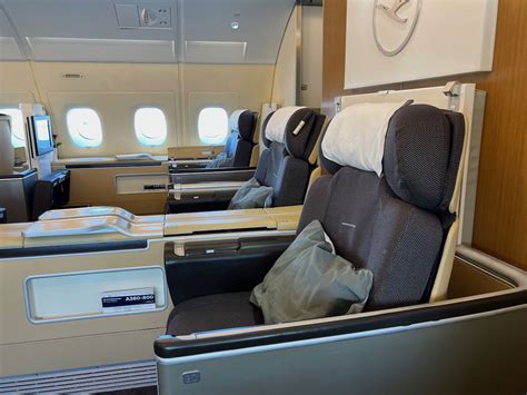 Lufthansa Airbus A380 upper deck business class cabin