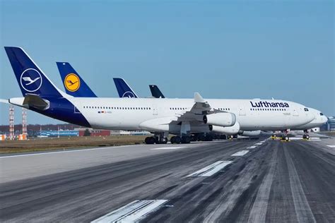 Lufthansa aircraft grounded as Gulf flight suspension intensifies