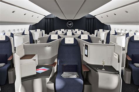 Lufthansa fleet on tarmac undergoing operational adjustments amid economic uncertainty