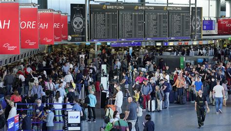 Lufthansa pilots protest with banners during strike action