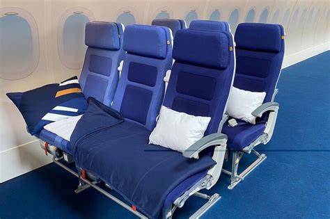 Lufthansa Sleeper’s Row