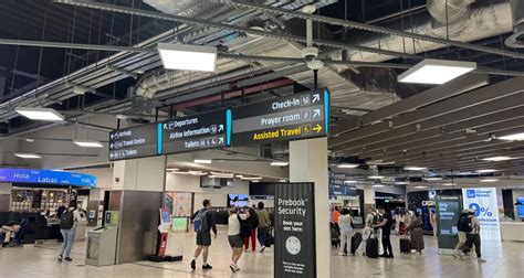 luton airport prebook security terminal summer travel rush
