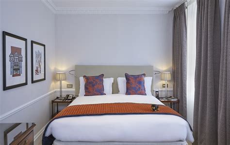 luxurious guest room at Dukes London
