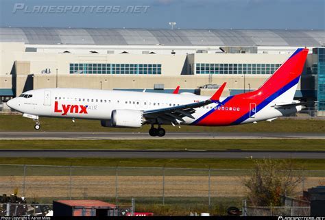 Lynx Air Boeing 737 MAX 8 interior showcasing single-class high-density configuration