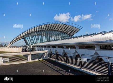 lyon saint-exupéry airport terminal with incoming widebody flight