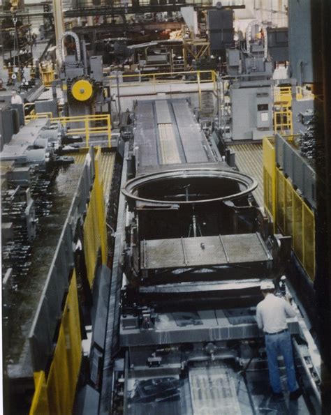 M1A2 SEPv3 assembly line at Lima Army Tank Plant, Ohio