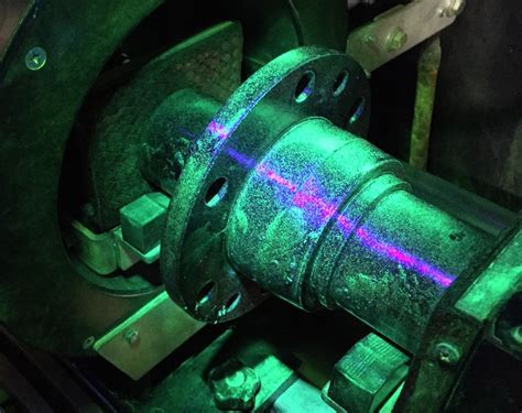 magnetic particle inspection of aircraft landing gear component