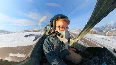 Matt Guthmiller landing SR22 after round-the-world flight