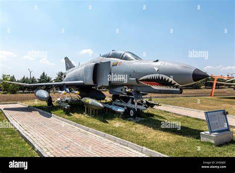 McDonnell Douglas F-4 Phantom II supersonic military jet fighter aircraft