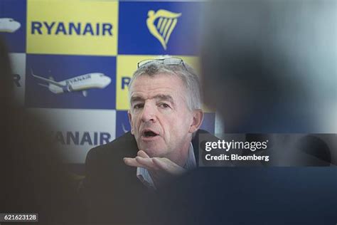 Michael OLeary speaking at Ryanair aviation conference