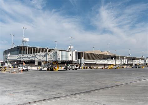 Midfield Satellite Concourse 1 of Suvarnabhumi Airport with A380-ready gates