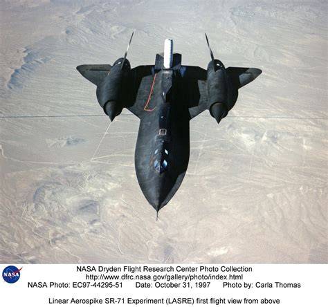 NASA LASRE modified SR-71 carrying X-33 linear aerospike engine test article
