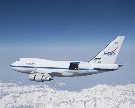 NASA SOFIA Boeing 747SP airborne with telescope