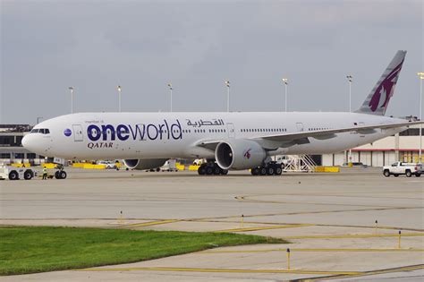 oneworld alliance aircraft lineup at international airport