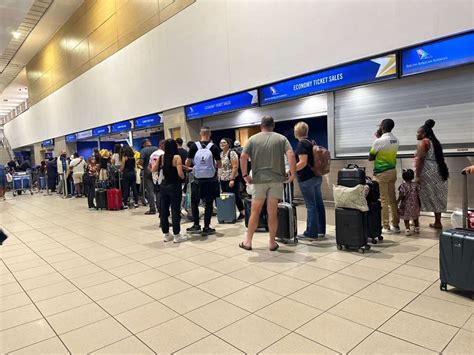 Passengers stranded at Sydney Airport terminal amid widespread flight cancellations
