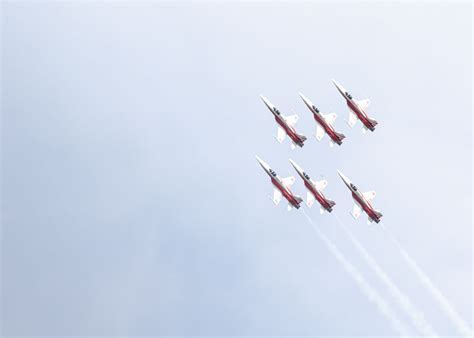Patrouille Suisse Spiral Climb
