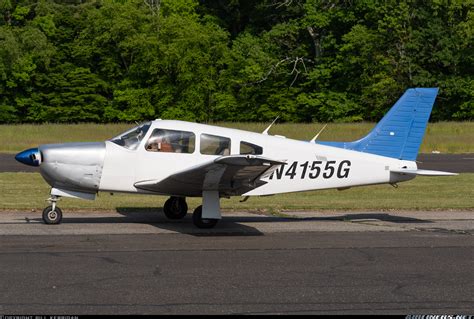 Piper Arrow III PA-28R-201