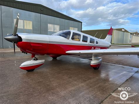Piper PA32 taxiing at small regional airport under finance lease terms