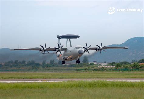 PLA KJ-500 early warning aircraft flying near Taiwan’s ADIZ border