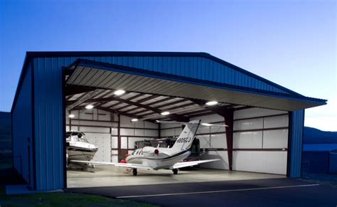 private aircraft hangar for fighter jets