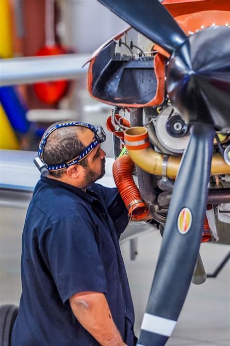private pilot receiving preventive maintenance guidance from certified A&P mechanic