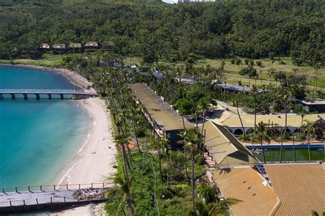 proposed aerial render of future luxury resort development on South Molle Island