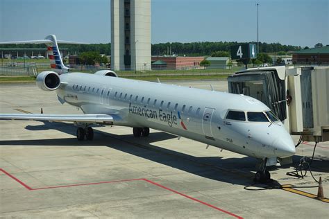 PSA Airlines CRJ900 on taxiway at Dallas/Fort Worth International Airport