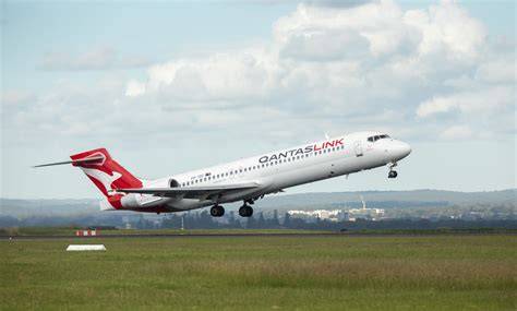 Qantas Airbus A220-300 replacing Boeing 717 on Australian domestic routes