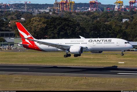 Qantas Boeing 787 and Airbus A350 long haul fleet at Sydney Airport